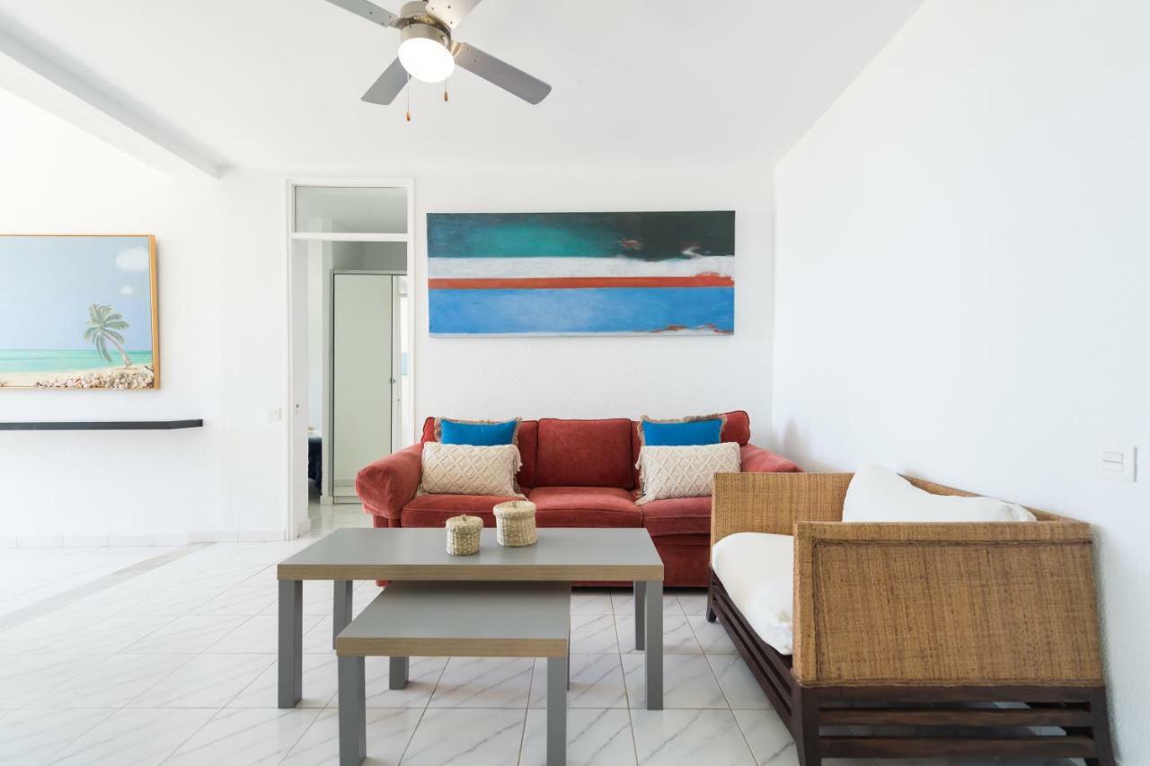 First Line San Agustin Apartment Bagian luar foto