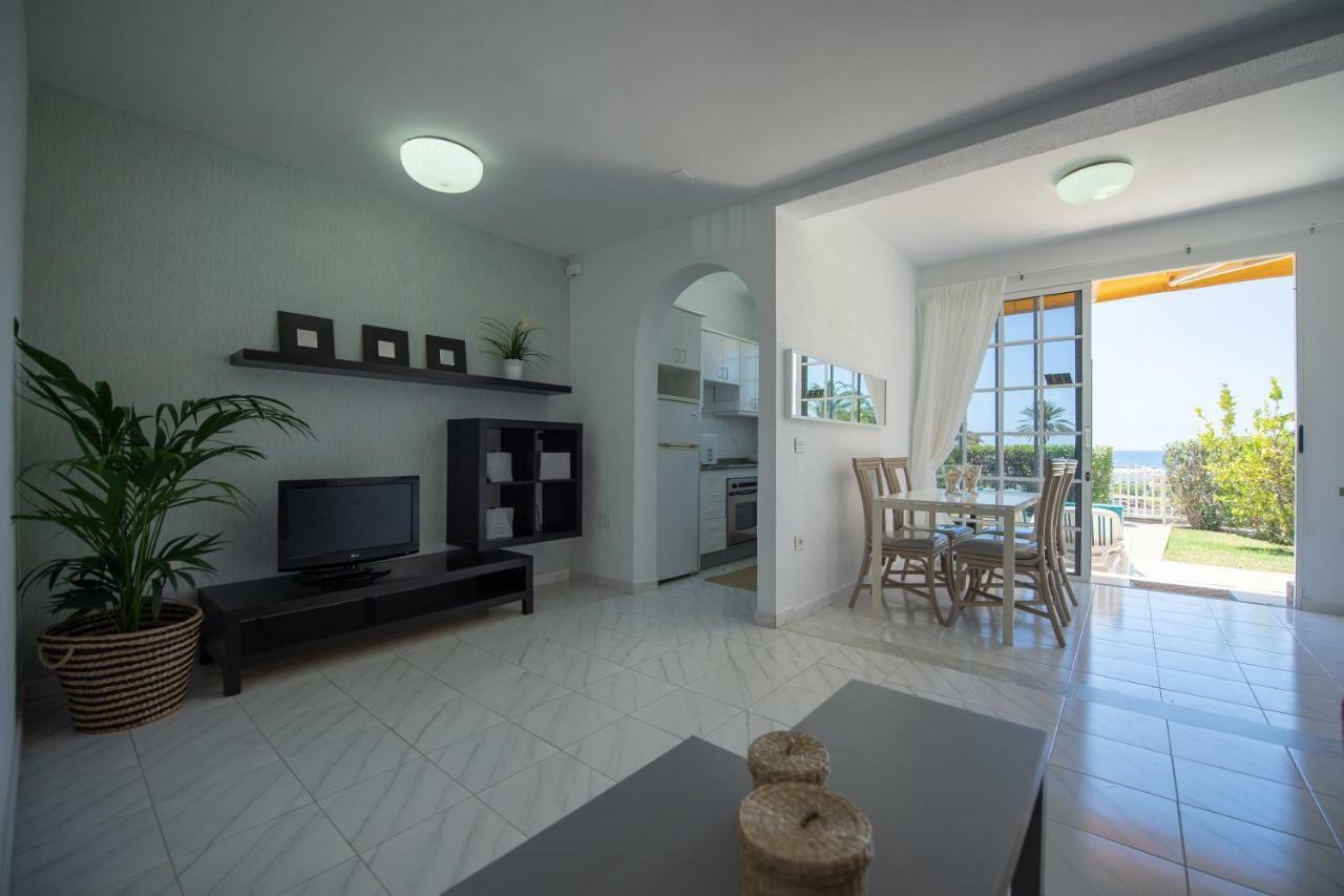 First Line San Agustin Apartment Bagian luar foto