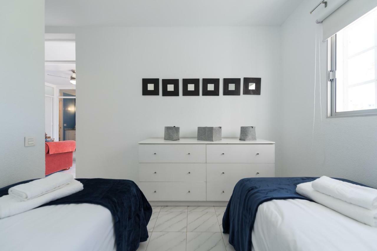 First Line San Agustin Apartment Bagian luar foto