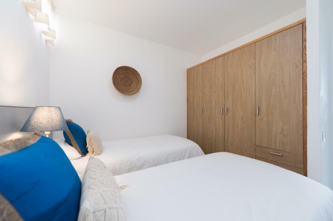 First Line San Agustin Apartment Bagian luar foto