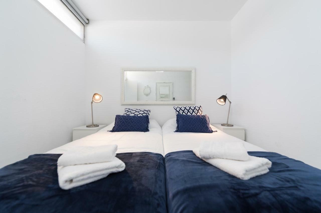 First Line San Agustin Apartment Bagian luar foto